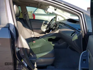 2011 Toyota Prius I with VIN JTDKN3DU3B0319954, listed as a IAAI auction lot 41367940 with 162,127 mi miles and . Bid and sale history available at DreamBid. Image 5.
