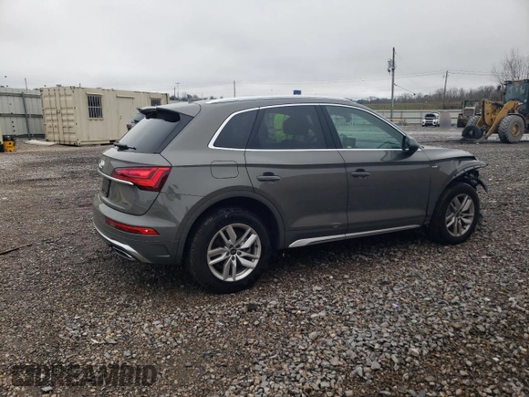 2023 Audi Q5 S line Premium with VIN WA1GAAFY4P2045059, listed as a Copart auction lot 42272075 with 14,784 mi miles and Salvage Title. Bid and sale history available at carsss.com. Image 3.