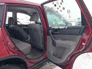 2008 Honda CR-V LX with VIN 3CZRE38358G701255, listed as a IAAI auction lot 41494171 with 267,757 mi miles and . Bid and sale history available at carsss.com. Image 8.