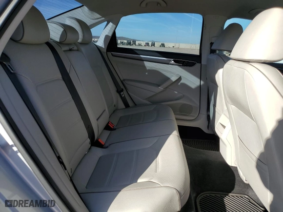 2017 Volkswagen Passat R-Line w/Comfort Pkg with VIN 1VWDT7A34HC056895, listed as a Copart auction lot 43785695 with 75,560 mi miles and Salvage Title. Bid and sale history available at carsss.com. Image 10.