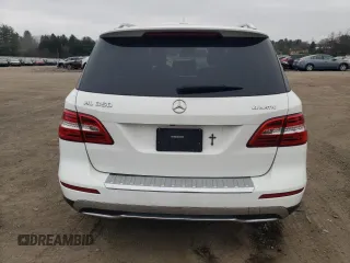 2015 Mercedes-Benz M 350 z VIN 4JGDA5HB6FA583447, wystawiony jako Copart lot #48828715 z przebiegiem 213 155 mil mil oraz Szkoda całkowita • Salvage title. Historia ofert i sprzedaży dostępna na DreamBid. Obrazek 6.