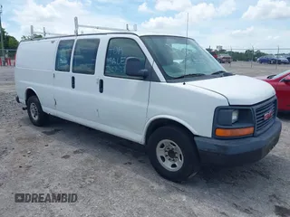 2007 GMC Savana Cargo z VIN 1GTGG29V071115545, wystawiony jako IAAI lot #42534667 z przebiegiem 229 039 mil mil oraz . Historia ofert i sprzedaży dostępna na DreamBid. Obrazek 1.