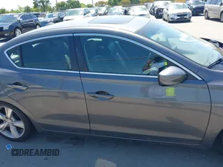 2013 Acura ILX Tech Pkg with VIN 19VDE1F7XDE007976, listed as a IAAI auction lot 42052098 with 119,494 mi miles. Bid and sale history available at carsss.com. Image 13.