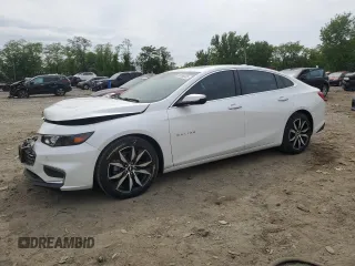 2018 Chevrolet Malibu LT z VIN 1G1ZD5ST5JF279744, wystawiony jako Copart lot #56696935 z przebiegiem 14 642 mil mil oraz Szkody całkowita. Historia ofert i sprzedaży dostępna na DreamBid. Obrazek 1.
