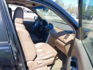 2005 Honda Pilot EX-L with RES with VIN 5FNYF18665B023730, listed as a IAAI auction lot 41989012 with 202,022 mi miles. Bid and sale history available at carsss.com. Image 5.