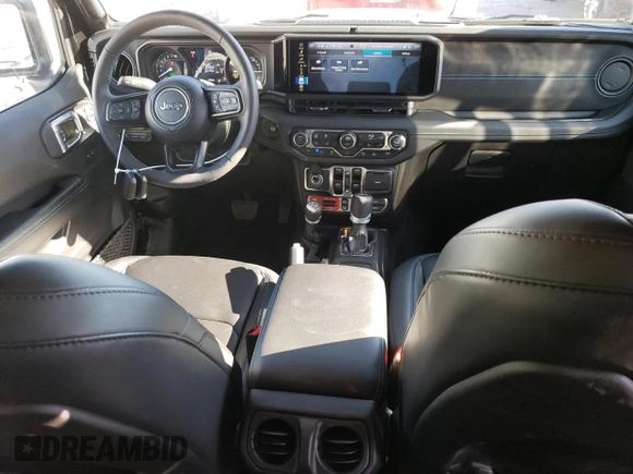2024 Jeep Wrangler Rubicon with VIN 1C4RJXR69RW132849, listed as a Copart auction lot 48237325 with 18,725 mi miles and Salvage Title. Bid and sale history available at DreamBid. Image 8.