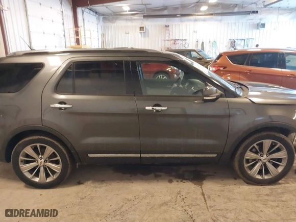 2018 Ford Explorer Limited with VIN 1FM5K7F83JGB10681, listed as a IAAI auction lot 41655773 with 155,527 mi miles. Bid and sale history available at carsss.com. Image 13.
