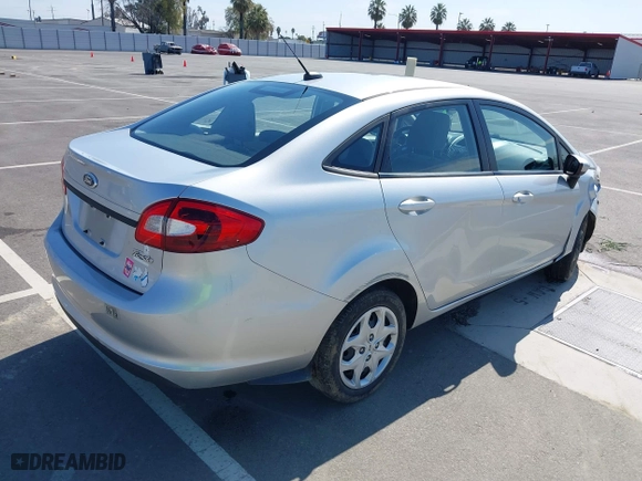 2013 Ford Fiesta S with VIN 3FADP4AJ9DM226798, listed as a IAAI auction lot 41775922 with 85,204 mi miles. Bid and sale history available at carsss.com. Image 4.