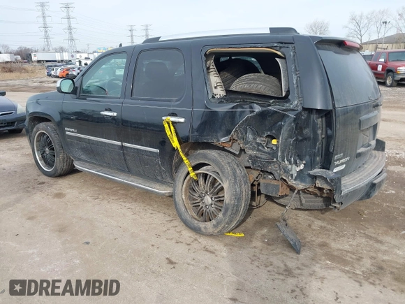 2010 GMC Yukon Denali with VIN 1GKUCEEF0AR181315, listed as a IAAI auction lot 41464181 with 186,005 mi miles. Bid and sale history available at carsss.com. Image 3.