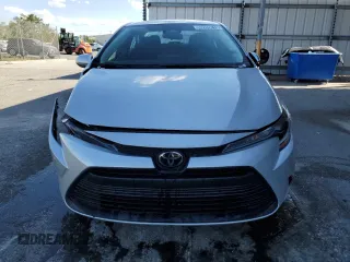 2025 Toyota Corolla LE with VIN 5YFB4MDE9SP234382, listed as a Copart auction lot 50965215 with 5,875 mi miles and Clean Title. Bid and sale history available at carsss.com. Image 5.
