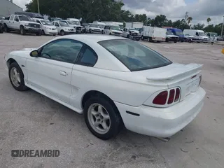 1997 Ford Mustang GT with VIN 1FALP42X8VF152984, listed as a IAAI auction lot 42738292 with 92,002 mi miles and . Bid and sale history available at DreamBid. Image 3.