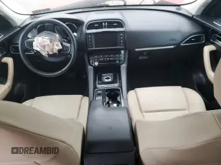 2018 Jaguar F-Pace 25t Premium z VIN SADCJ2FXXJA292623, wystawiony jako Copart lot #84408114 z przebiegiem 59 478 mil mil oraz Szkody całkowita. Historia ofert i sprzedaży dostępna na DreamBid. Obrazek 8.