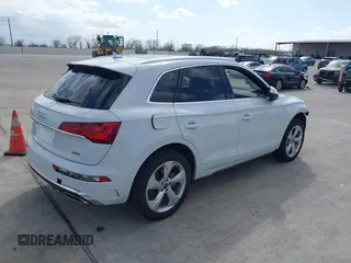 2025 Audi Q5 S line Premium Plus with VIN WA1EAAFY1S2016070, listed as a IAAI auction lot 41764724 with 2,491 mi miles and . Bid and sale history available at DreamBid. Image 4.