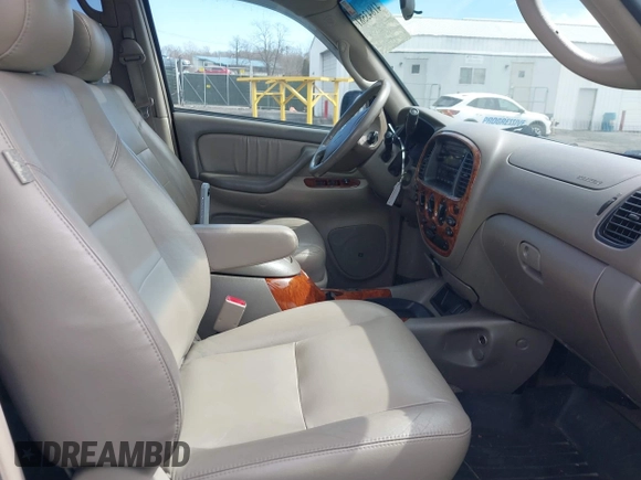 2006 Toyota Tundra Limited with VIN 5TBDT48166S512339, listed as a IAAI auction lot 41843581 with 201,714 mi miles and . Bid and sale history available at DreamBid. Image 5.
