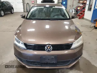 2011 Volkswagen Jetta SE with VIN 3VWDX7AJ2BM397530, listed as a Copart auction lot 61066775 with 130,164 mi miles and Salvage title. Bid and sale history available at DreamBid. Image 5.