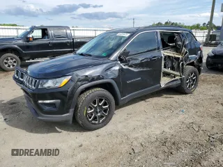 2018 Jeep Compass Latitude с VIN 3C4NJDBB0JT103397, выставлен на аукционе Copart как лот 56085475 с пробегом 108 509 миль миль и Списание • Salvage title. История ставок и продаж доступна на DreamBid. Изображение 1.