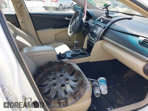 2014 Toyota Camry L with VIN 4T1BF1FK9EU864286, listed as a IAAI auction lot 41921249 with 154,122 mi miles. Bid and sale history available at carsss.com. Image 5.