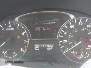 2015 Nissan Altima 2.5 S with VIN 1N4AL3AP2FC177218, listed as a IAAI auction lot 42144941 with 177,493 mi miles. Bid and sale history available at carsss.com. Image 7.