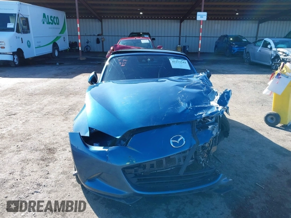 2020 Mazda MX-5 Miata Grand Touring z VIN JM1NDAM75L0412507, wystawiony jako IAAI lot #41573544 z przebiegiem Nie podano mil oraz . Historia ofert i sprzedaży dostępna na DreamBid. Obrazek 12.