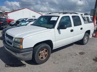 2004 Chevrolet Avalanche Z66 with VIN 3GNEC12T64G261328, listed as a IAAI auction lot 41557713 with 254,480 mi miles and . Bid and sale history available at DreamBid. Image 2.