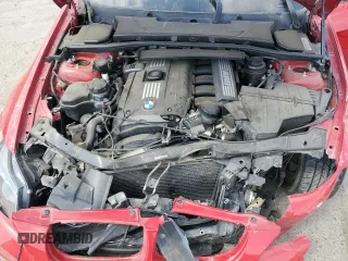 2009 BMW 3 Series 328i z VIN WBAPH57529NM33855, wystawiony jako Copart lot #53391715 z przebiegiem 142 688 mil mil oraz Szkoda całkowita • Salvage title. Historia ofert i sprzedaży dostępna na DreamBid. Obrazek 11.