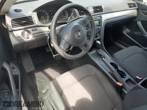 2014 Volkswagen Passat Wolfsburg Edition with VIN 1VWAT7A39EC081810, listed as a Copart auction lot 62676645 with 121,642 mi miles and Salvage title. Bid and sale history available at DreamBid. Image 8.