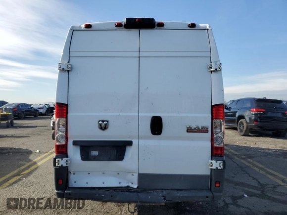 2018 Ram ProMaster Cargo with VIN 3C6URVJG2JE108281, listed as a Copart auction lot 84693304 with 210,677 mi miles and Clean Title. Bid and sale history available at carsss.com. Image 6.
