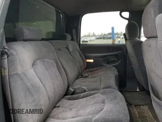 2001 Chevrolet Silverado 1500HD LS with VIN 1GCGK13U01F199076, listed as a Copart auction lot 50653645 with 256,011 mi miles and Clean Title. Bid and sale history available at DreamBid. Image 10.