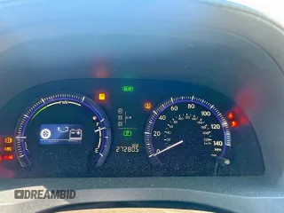 2010 Lexus HS 250h z VIN JTHBB1BA7A2029224, wystawiony jako Copart lot #58474475 z przebiegiem 272 805 mil mil oraz Tytuł czysty. Historia ofert i sprzedaży dostępna na DreamBid. Obrazek 8.
