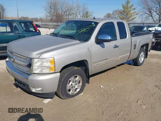 2007 Chevrolet Silverado 1500 LT w/1LT with VIN 1GCEC19017Z500969, listed as a IAAI auction lot 41907955 with 212,259 mi miles. Bid and sale history available at carsss.com. Image 22.