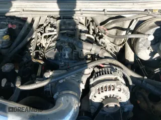 2007 Chevrolet Silverado 1500 1LT z VIN 2GCEK13M371644904, wystawiony jako IAAI lot #41445254 z przebiegiem 294 391 mil mil oraz . Historia ofert i sprzedaży dostępna na DreamBid. Obrazek 19.