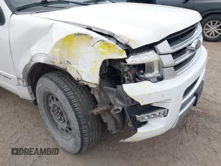 2016 Ford Expedition Platinum with VIN 1FMJU1LT2GEF07320, listed as a IAAI auction lot 41559416 with 203,441 mi miles. Bid and sale history available at carsss.com. Image 6.