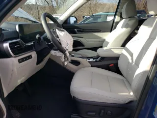 2025 Kia Telluride S with VIN 5XYP64GC4SG571265, listed as a Copart auction lot 83986074 with 9 mi miles and Salvage Title. Bid and sale history available at DreamBid. Image 7.