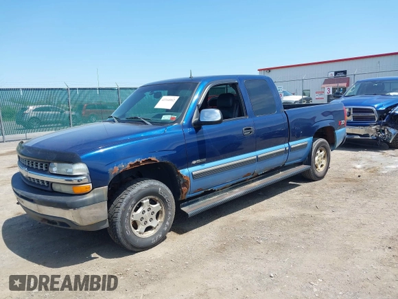 2002 Chevrolet Silverado 1500 LS with VIN 1GCEK19T22Z249188, listed as a IAAI auction lot 42244002 with 209,902 mi miles and . Bid and sale history available at DreamBid. Image 2.
