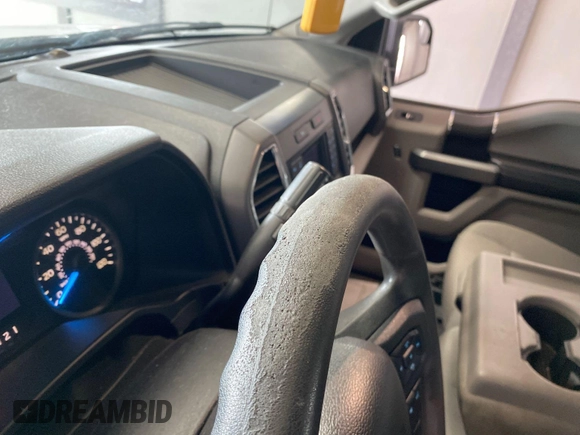2016 Ford F-150 XLT with VIN 1FTFW1EF1GKF00212, listed as a IAAI auction lot 42659796 with 201,827 mi miles and . Bid and sale history available at DreamBid. Image 1.