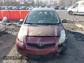 2009 Toyota Yaris with VIN JTDKT903X95258654, listed as a IAAI auction lot 41759756 with 93,810 mi miles. Bid and sale history available at carsss.com. Image 6.