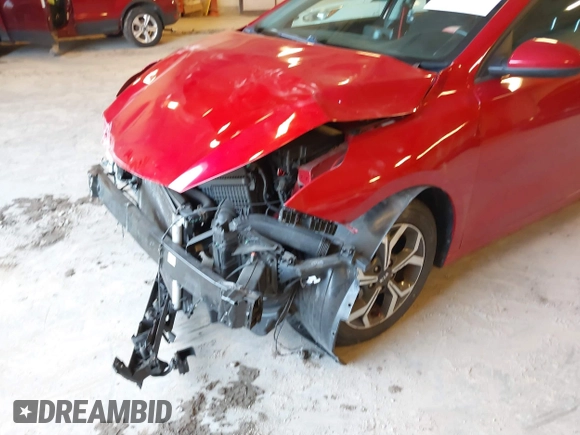2021 Kia Forte LXS z VIN 3KPF24AD6ME326248, wystawiony jako IAAI lot #41760681 z przebiegiem 83 716 mil mil oraz . Historia ofert i sprzedaży dostępna na DreamBid. Obrazek 6.