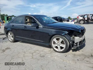 2010 Mercedes-Benz C 300 Sport с VIN WDDGF5EB4AR093127, выставлен на аукционе Copart как лот 64737895 с пробегом 129 833 миль миль и Списание • Salvage title. История ставок и продаж доступна на DreamBid. Изображение 4.