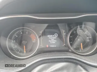 2019 Jeep Cherokee Latitude Plus with VIN 1C4PJMLX9KD393973, listed as a Copart auction lot 62123295 with 79,338 mi miles and Salvage title. Bid and sale history available at DreamBid. Image 9.