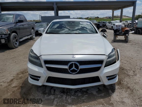 2014 Mercedes-Benz CLS-Class CLS 550 with VIN WDDLJ7DB9EA120692, listed as a Copart auction lot 53541555 with 145,699 mi miles and Salvage Title. Bid and sale history available at carsss.com. Image 5.