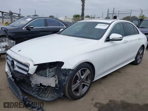 2020 Mercedes-Benz E 350 with VIN W1KZF8DB7LA818152, listed as a IAAI auction lot 41871865 with 89,101 mi miles and . Bid and sale history available at DreamBid. Image 18.