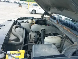 2003 Chevrolet Silverado 1500 LS с VIN 1GCEK19T73E326713, выставлен на аукционе IAAI как лот 42692133 с пробегом Не указан миль и . История ставок и продаж доступна на DreamBid. Изображение 14.