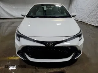 2024 Toyota Corolla Hatchback SE with VIN JTND4MBEXR3228083, listed as a Copart auction lot 72887214 with 3,442 mi miles and Clean Title. Bid and sale history available at carsss.com. Image 5.