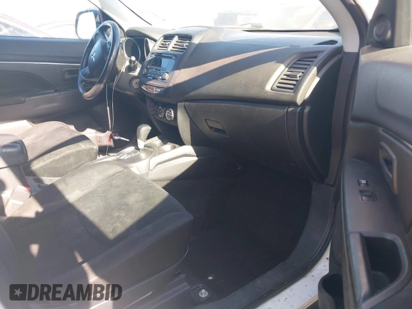 2015 Mitsubishi Outlander Sport ES with VIN 4A4AP3AU6FE048240, listed as a IAAI auction lot 42095926 with 105,094 mi miles. Bid and sale history available at carsss.com. Image 5.