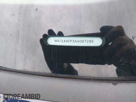 2010 Audi Q5 Premium Plus z VIN WA1LKAFP3AA087285, wystawiony jako IAAI lot #42317420 z przebiegiem 130 793 mil mil oraz . Historia ofert i sprzedaży dostępna na DreamBid. Obrazek 9.