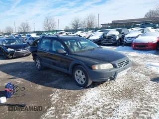 2005 Volvo XC70 with VIN YV1SZ592151195148, listed as a IAAI auction lot 41400694 with 267,854 mi miles and . Bid and sale history available at DreamBid. Image 1.