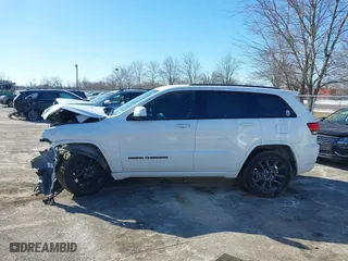 2021 Jeep Grand Cherokee Laredo X with VIN 1C4RJEAG0MC624799, listed as a IAAI auction lot 41409742 with 39,727 mi miles. Bid and sale history available at carsss.com. Image 14.