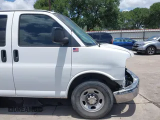 2016 Chevrolet Express Passenger LT с VIN 1GAZGMFG9G1176444, выставлен на аукционе IAAI как лот 42438135 с пробегом 151 202 миль миль и . История ставок и продаж доступна на DreamBid. Изображение 21.