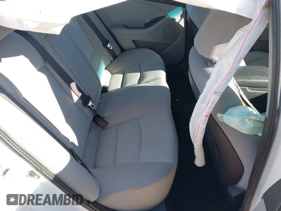 2015 Kia Optima LX with VIN KNAGM4A73F5600350, listed as a IAAI auction lot 41811976 with 154,924 mi miles. Bid and sale history available at carsss.com. Image 8.