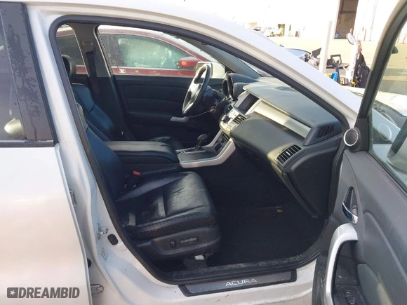 2009 Acura RDX Tech Pkg with VIN 5J8TB18509A003728, listed as a IAAI auction lot 41271165 with 137,262 mi miles. Bid and sale history available at carsss.com. Image 5.